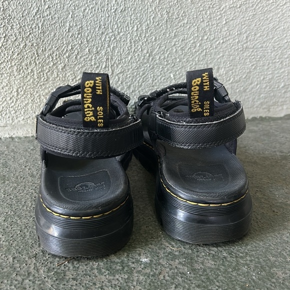 Dr. Martens Black Forster Sandals Size 7 Men's 8 Women's Gorpcore Grunge Goth - Picture 4 of 9